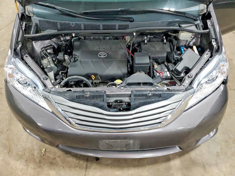 2012 TOYOTA SIENNA XLE 7-PASSENGER AUTO ACCESS SE — Фото 12 из 13