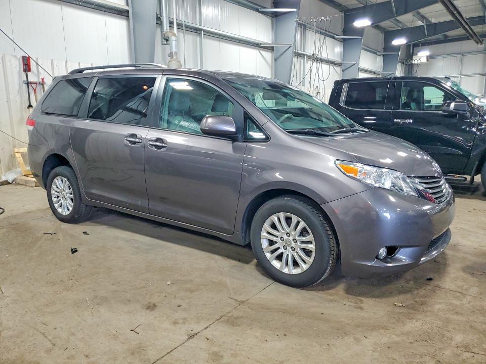 2012 TOYOTA SIENNA XLE 7-PASSENGER AUTO ACCESS SE — Фото 4 из 13