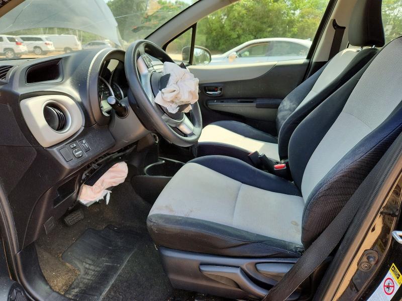 2012 TOYOTA YARIS 5-DOOR L — Фото 7 из 13