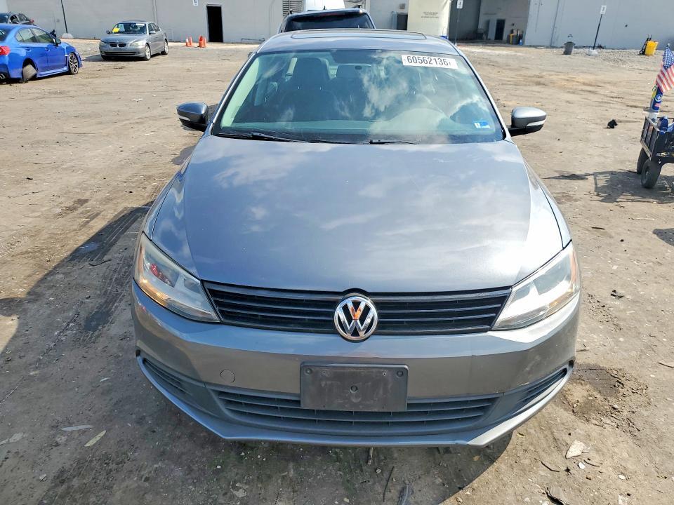 3VWDP7AJ4CM355443 2012 VOLKSWAGEN JETTA photo no. 5