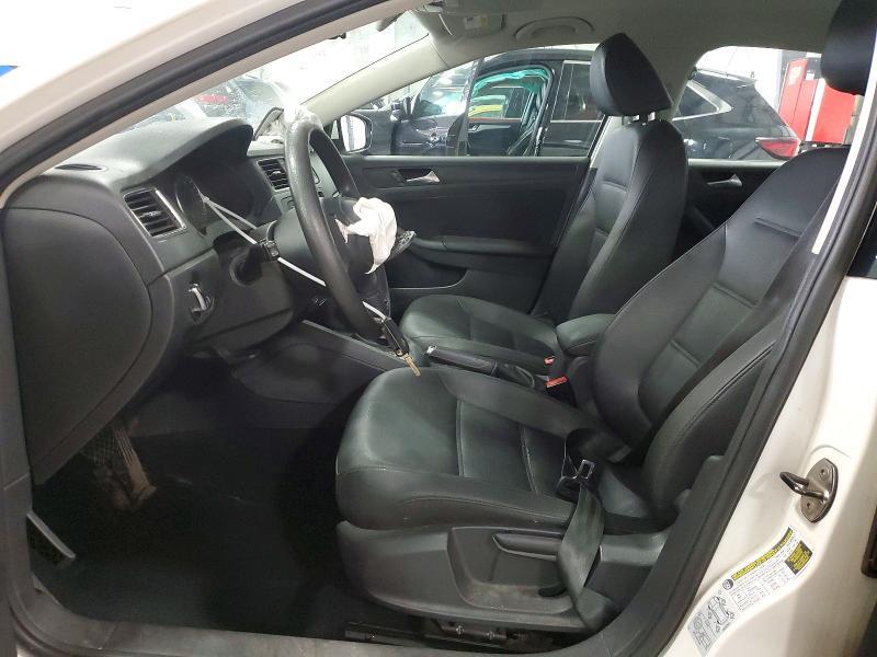 2012 VOLKSWAGEN JETTA SE — Фото 7 из 12