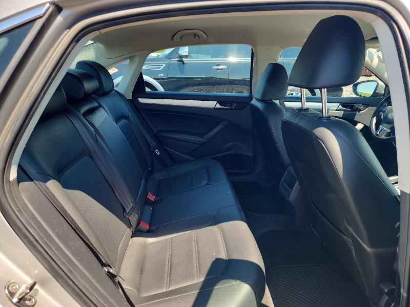2012 VOLKSWAGEN PASSAT SE — Фото 10 из 12