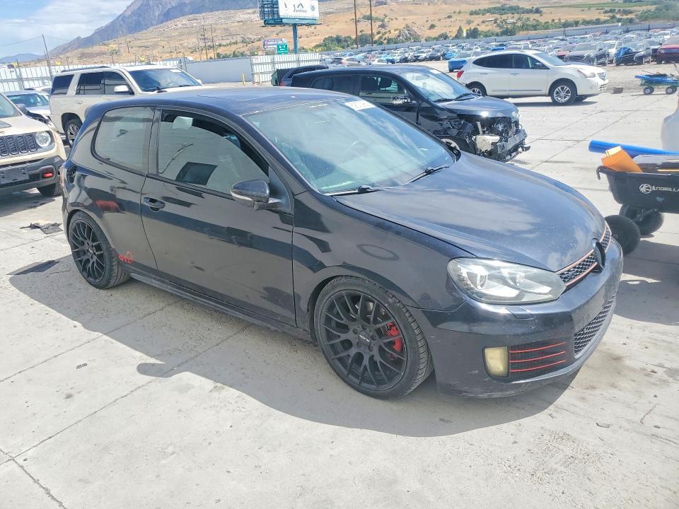 2012 VOLKSWAGEN GTI — Фото 4 из 12