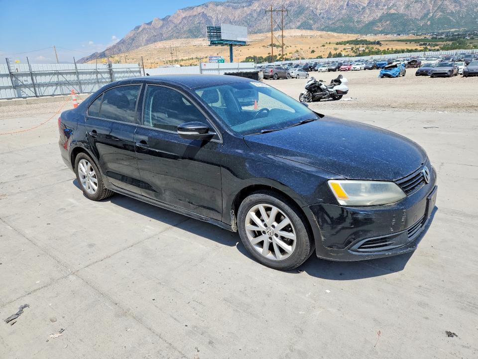 2012 VOLKSWAGEN JETTA SE — Фото 4 из 12