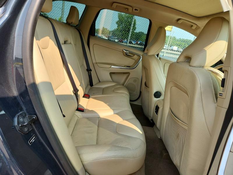 2012 VOLVO XC60 3.2 — Фото 11 из 13