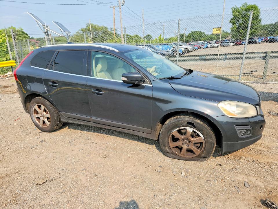2012 VOLVO XC60 3.2 — Фото 4 из 13
