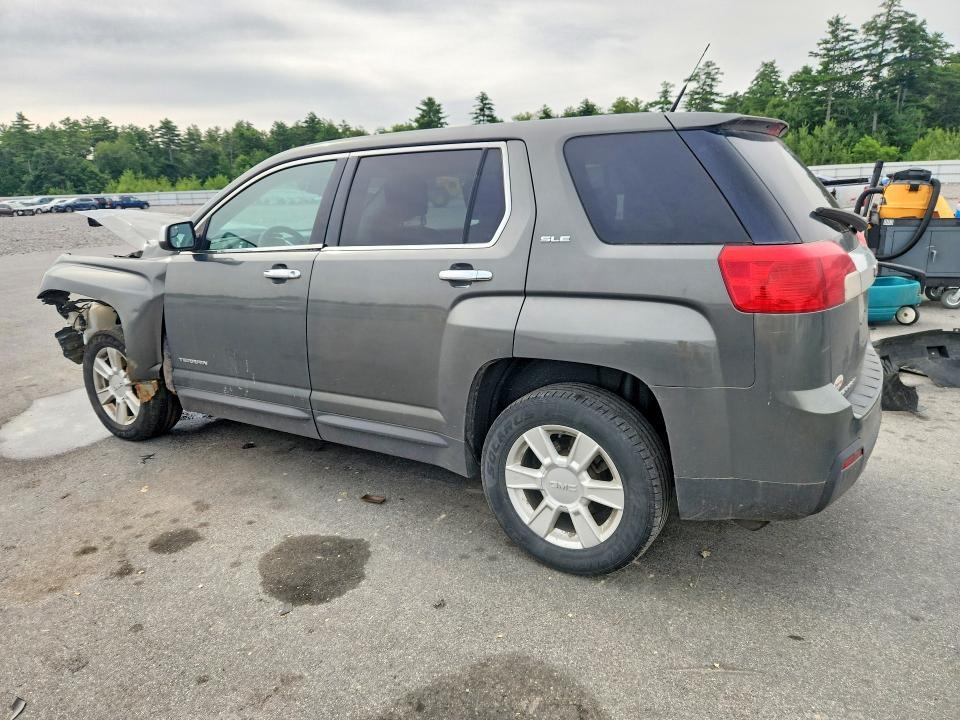 2GKFLREK0D6109334 2013 GMC TERRAIN photo no. 2