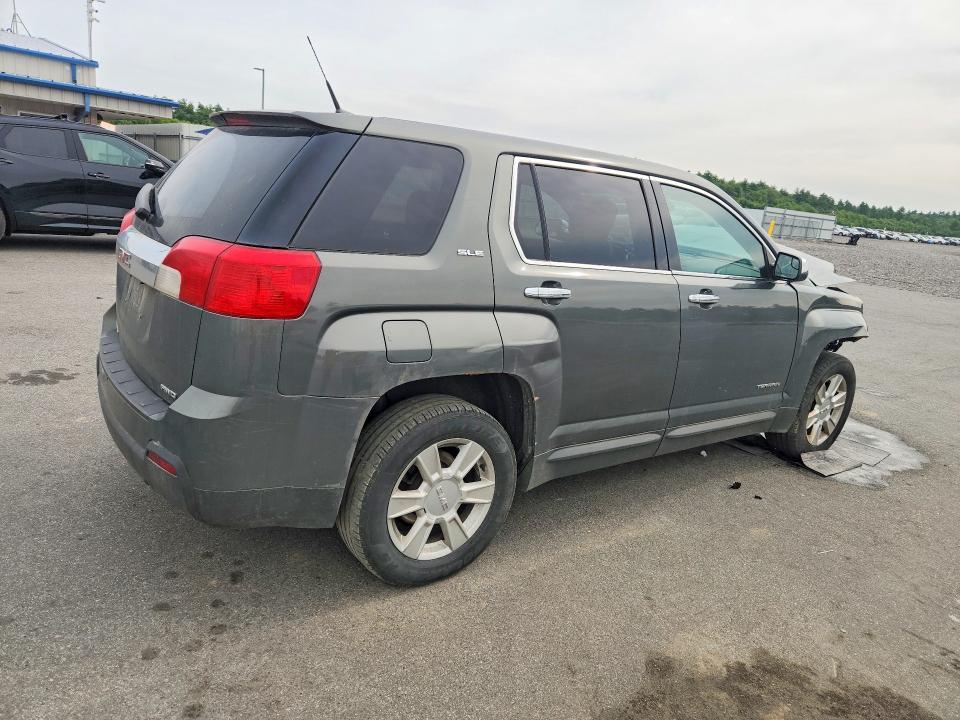 2GKFLREK0D6109334 2013 GMC TERRAIN photo no. 3