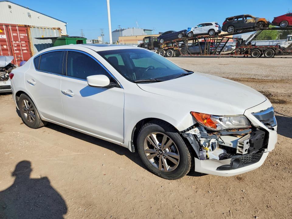 19VDE1F73DE402212 2013 ACURA ILX photo no. 4