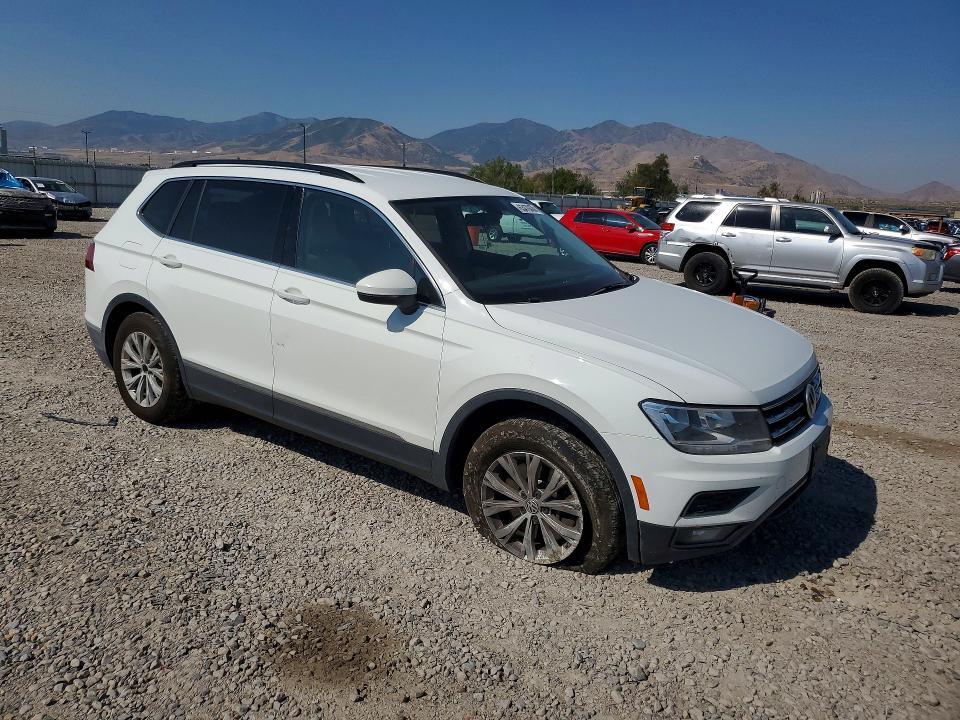 2018 VOLKSWAGEN TIGUAN SE — Фото 4 из 12