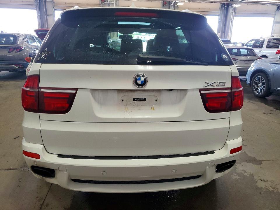 2013 BMW X5 XDRIVE35I — Фото 6 из 12