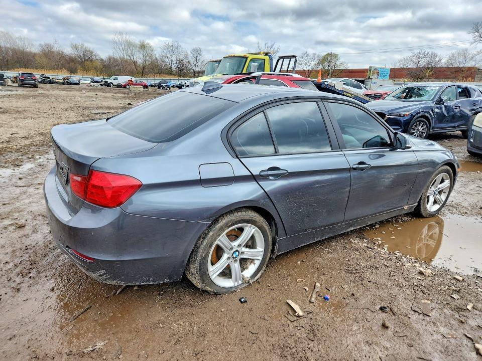 2013 BMW 320 I XDRIVE — Фото 3 из 12
