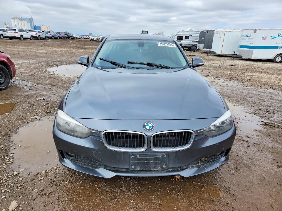 2013 BMW 320 I XDRIVE — Фото 5 из 12