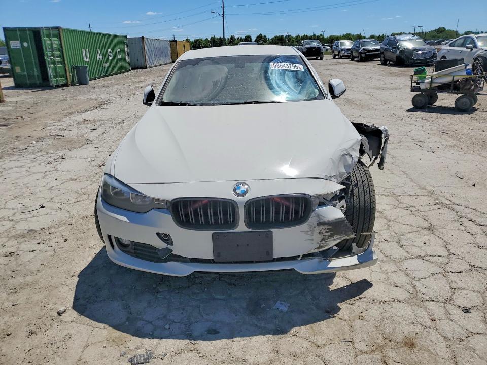 2013 BMW 320 I XDRIVE — Фото 5 из 12