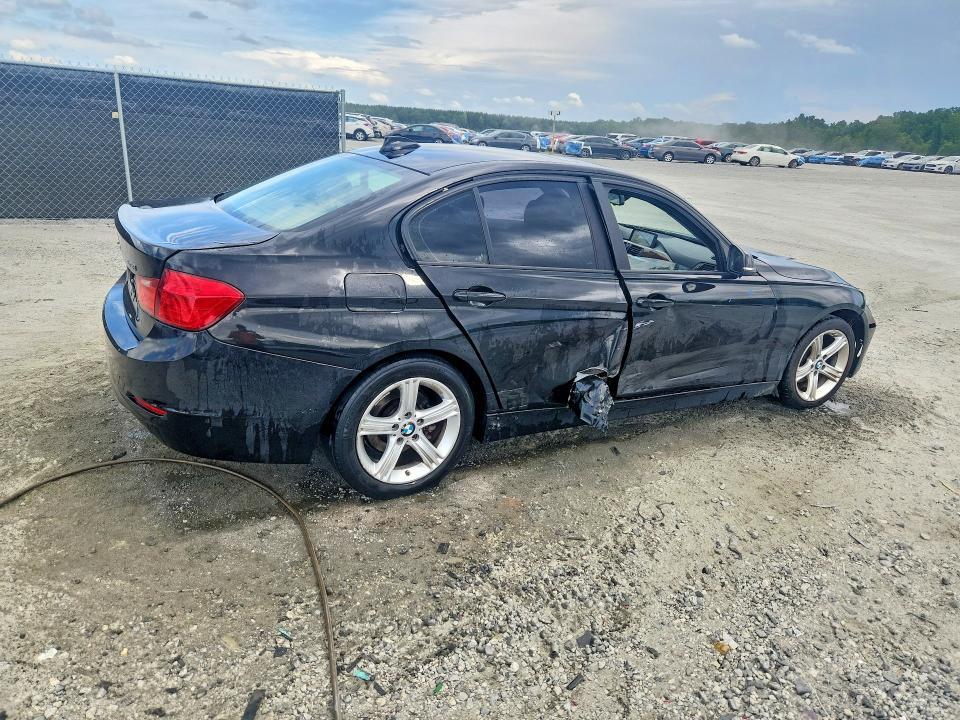 2013 BMW 328 I — Фото 3 из 12