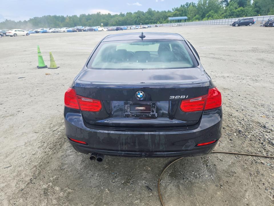 2013 BMW 328 I — Фото 6 из 12
