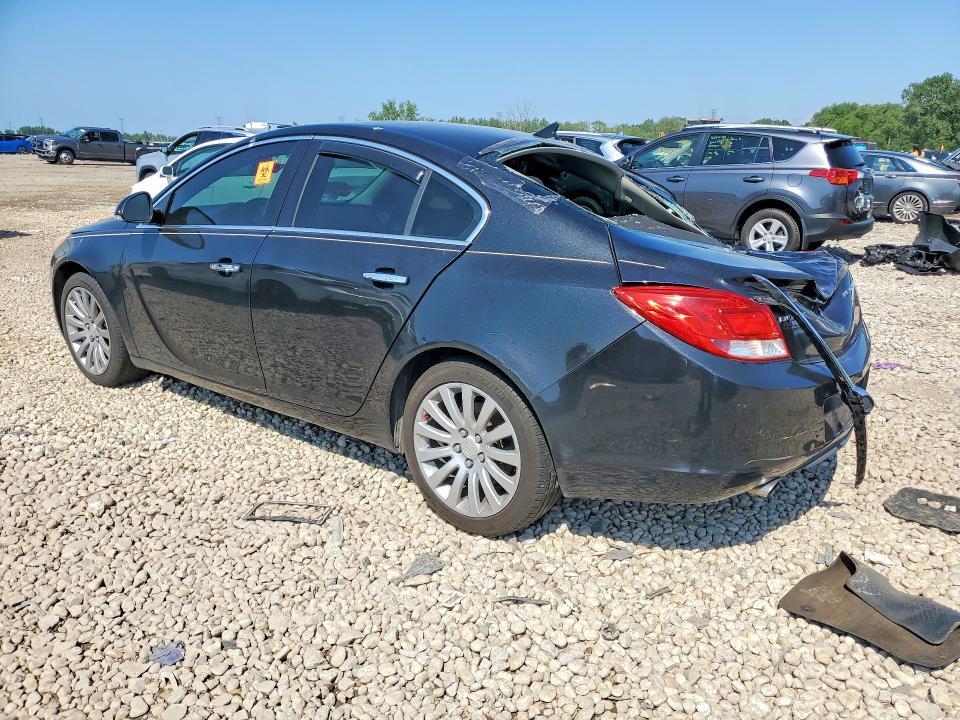 2G4GS5EV6D9135713 2013 BUICK REGAL photo no. 2
