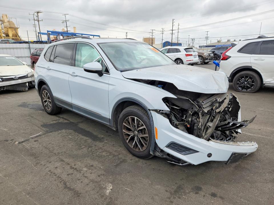2018 VOLKSWAGEN TIGUAN SE — Фото 4 из 14