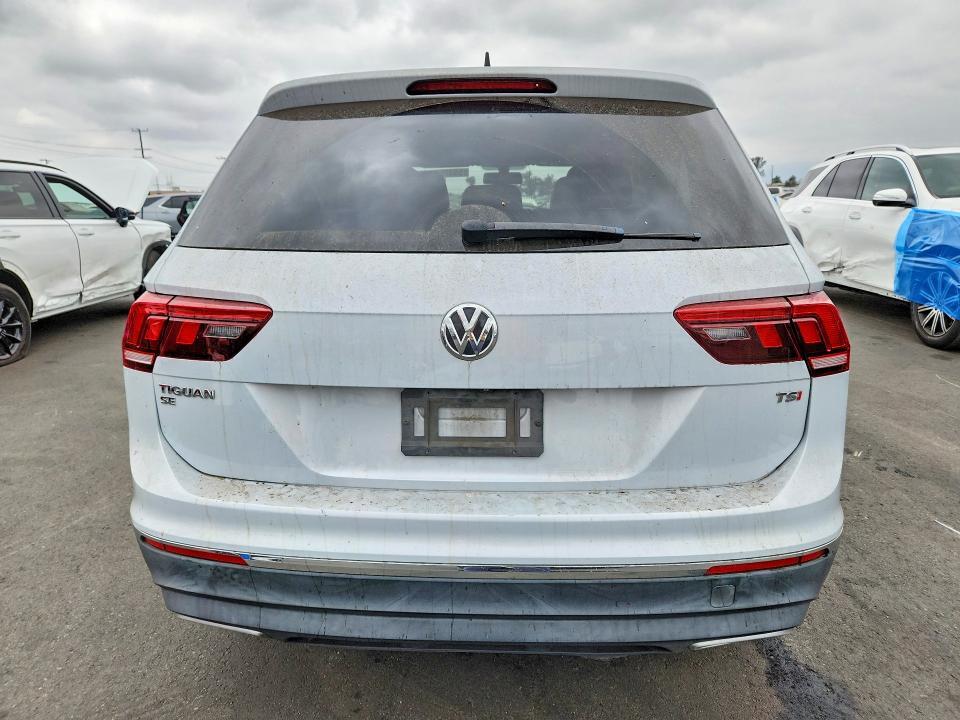 2018 VOLKSWAGEN TIGUAN SE — Фото 6 из 14