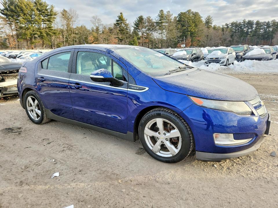 2013 CHEVROLET VOLT — Фото 4 из 12