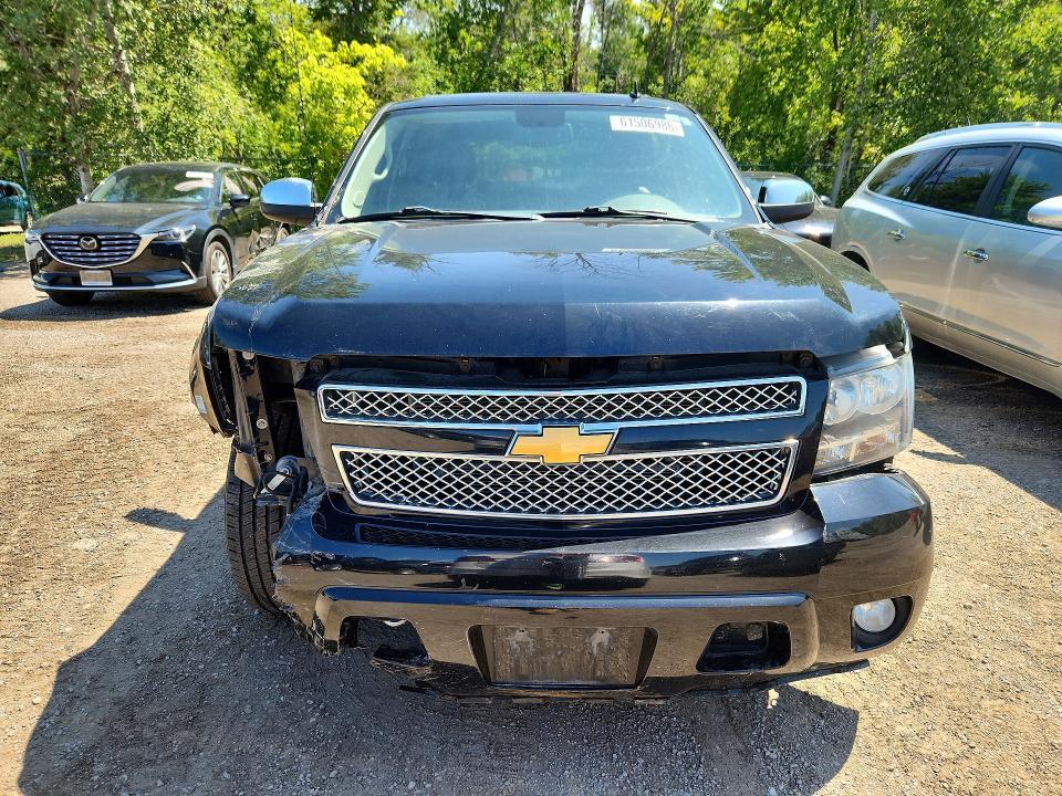 2013 CHEVROLET AVALANCHE LT — Фото 5 из 13