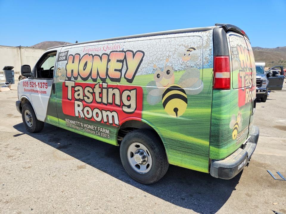 2013 CHEVROLET EXPRESS 2500 CARGO DELIVERY VAN — Фото 2 из 12