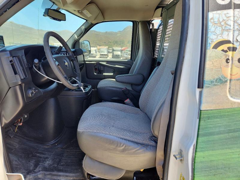 2013 CHEVROLET EXPRESS 2500 CARGO DELIVERY VAN — Фото 7 из 12
