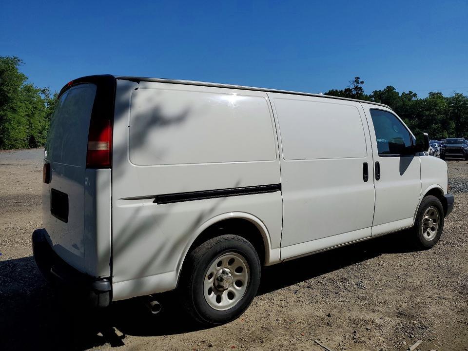 1GCSGAFX6D1159992 2013 CHEVROLET EXPRESS G1500 photo no. 3