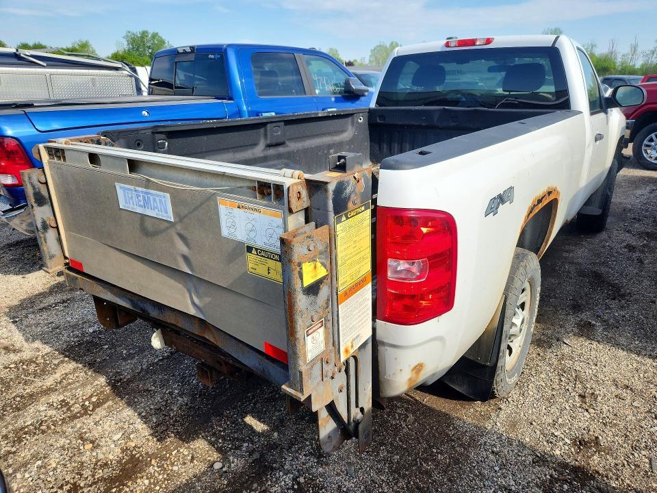 1GC0KVCG2DZ163038 2013 CHEVROLET SILVERADO photo no. 3