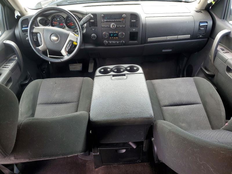 2013 CHEVROLET SILVERADO K1500 LT — Фото 8 из 13