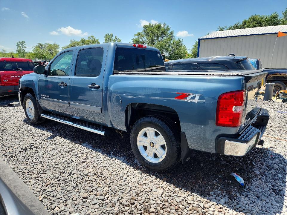 2013 CHEVROLET SILVERADO K1500 LT — Фото 2 из 12