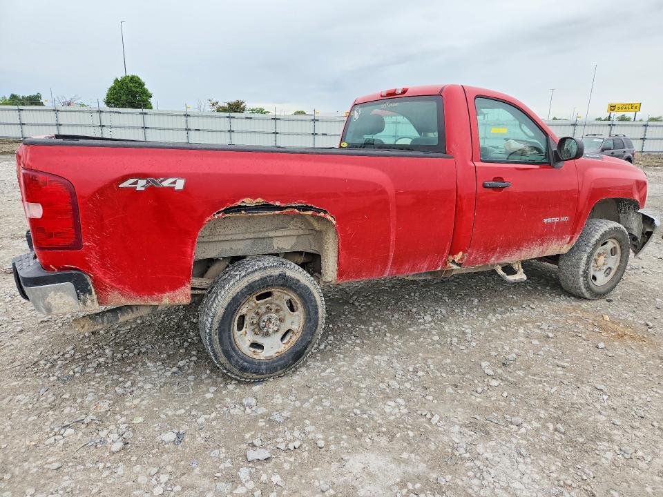2013 CHEVROLET SILVERADO K2500 HEAVY DUTY — Фото 3 из 12