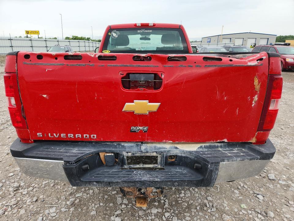 2013 CHEVROLET SILVERADO K2500 HEAVY DUTY — Фото 6 из 12
