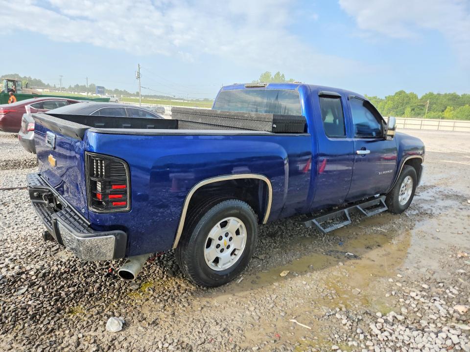 1GCRCPEX1DZ156031 2013 CHEVROLET SILVERADO photo no. 3