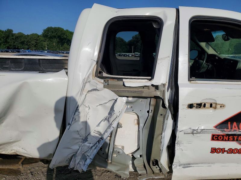 2013 CHEVROLET SILVERADO K2500 HEAVY DUTY — Фото 10 из 12