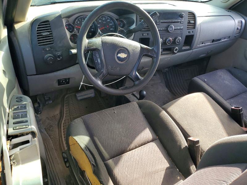 2013 CHEVROLET SILVERADO K2500 HEAVY DUTY — Фото 8 из 12