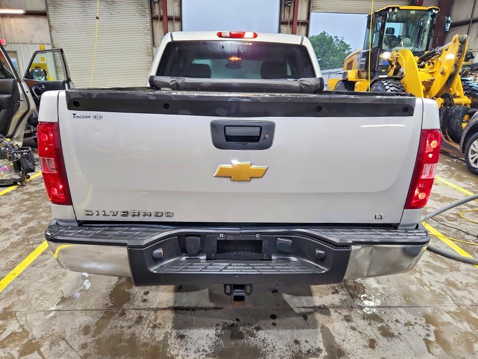 2013 CHEVROLET SILVERADO K1500 LT — Фото 6 из 12