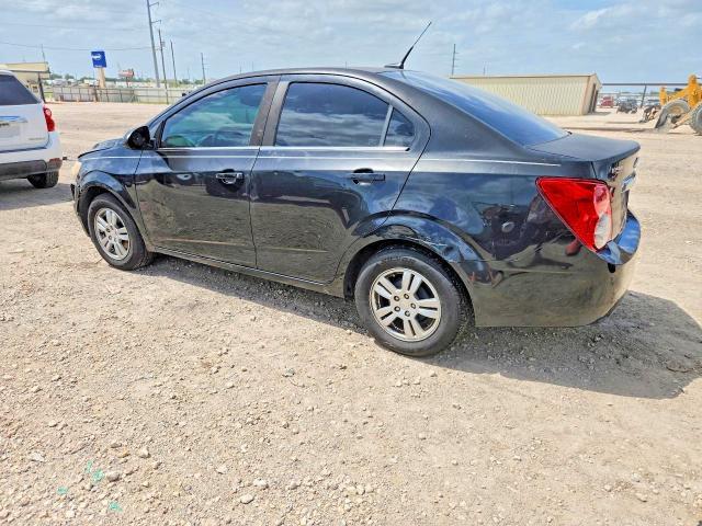 1G1JC5SH1D4221397 2013 CHEVROLET SONIC photo no. 2