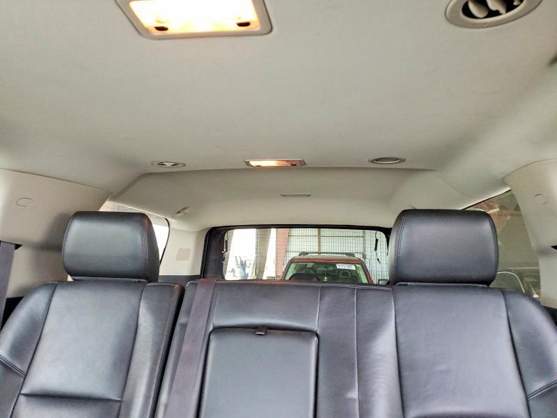 2013 CHEVROLET SUBURBAN K1500 LTZ — Фото 10 из 14