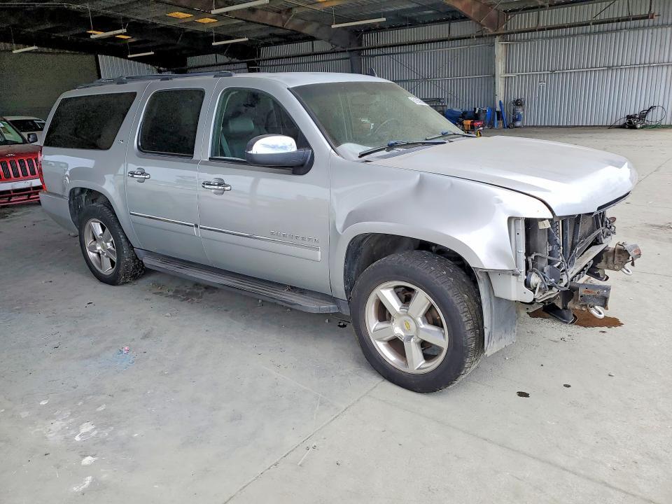 2013 CHEVROLET SUBURBAN K1500 LTZ — Фото 4 из 14