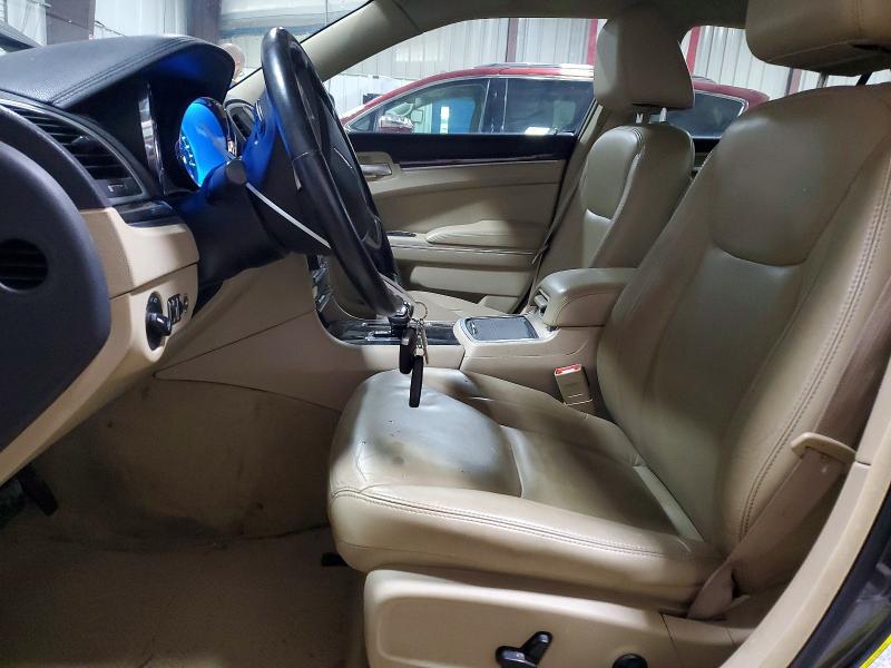 2C3CCARG8DH573681 2013 CHRYSLER 300 photo no. 7