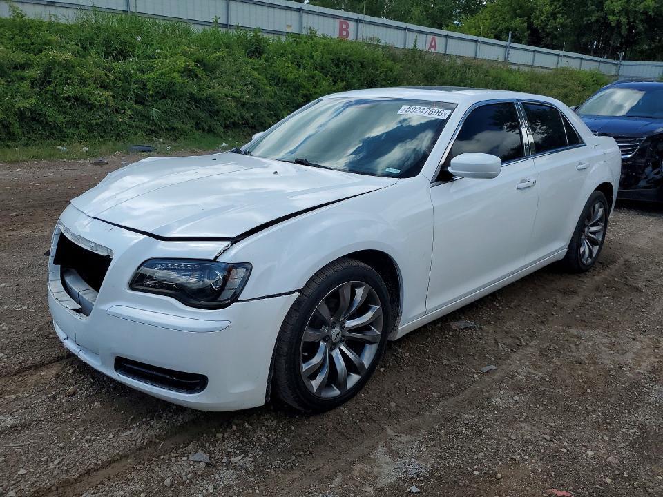 2C3CCAAG2DH530093 2013 CHRYSLER 300 photo no. 1