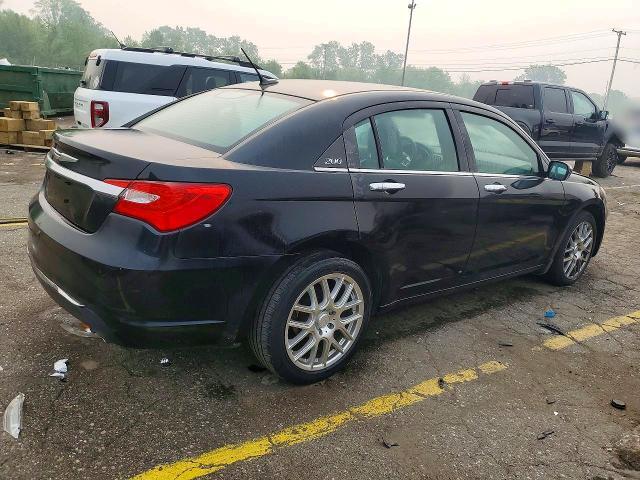 2013 CHRYSLER 200 LIMITED — Фото 3 из 12