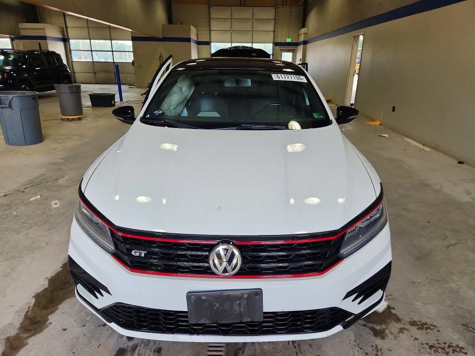 2018 VOLKSWAGEN PASSAT GT — Фото 5 из 12