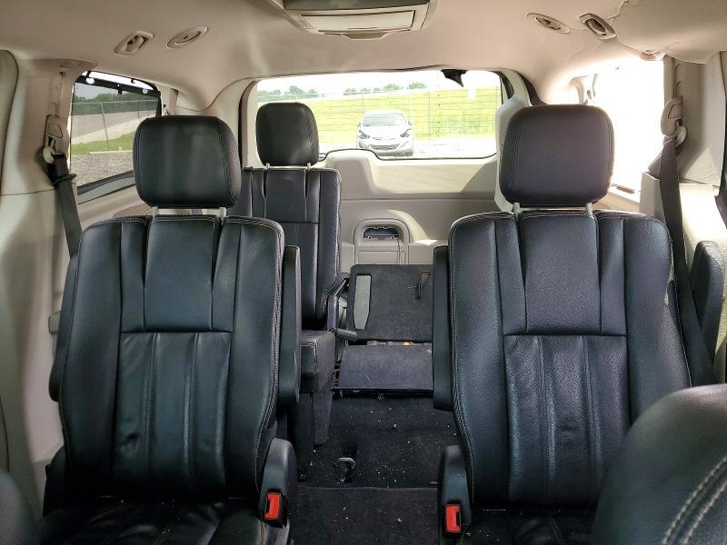 2013 CHRYSLER TOWN & COUNTRY TOURING — Фото 10 из 13