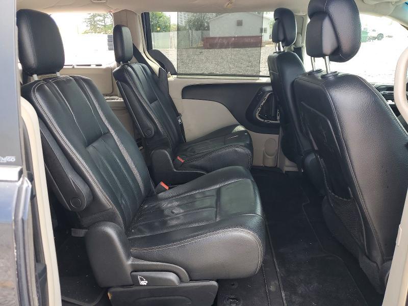 2013 CHRYSLER TOWN & COUNTRY TOURING — Фото 11 из 13