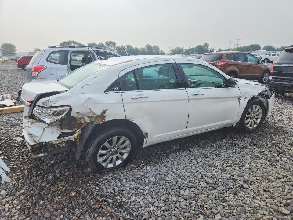 2013 CHRYSLER 200 LIMITED — Фото 3 из 13