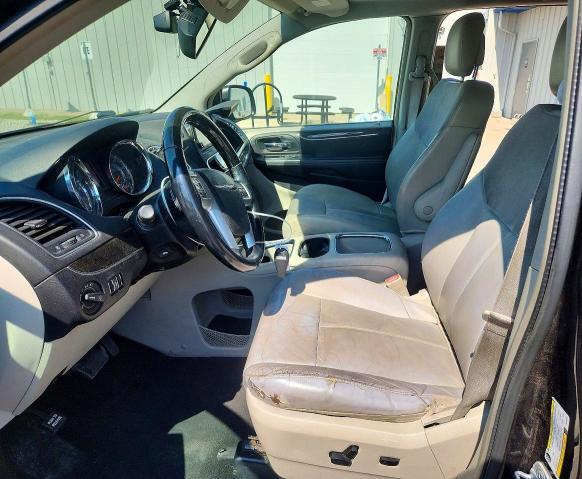 2013 CHRYSLER TOWN & COUNTRY LIMITED — Фото 7 из 13