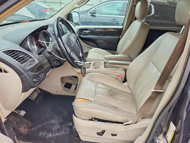 2013 CHRYSLER TOWN & COUNTRY TOURING L — Фото 7 из 14