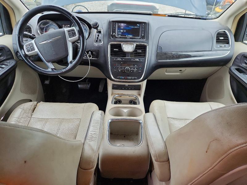 2013 CHRYSLER TOWN & COUNTRY TOURING L — Фото 8 из 14